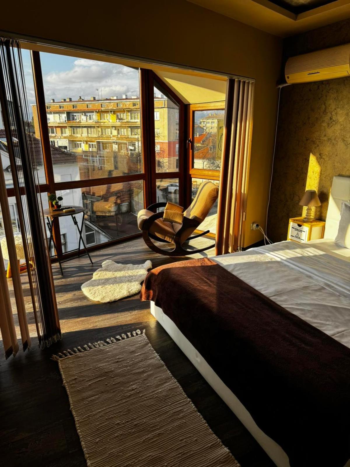 Версай Apartment คาซานลัก ภายนอก รูปภาพ