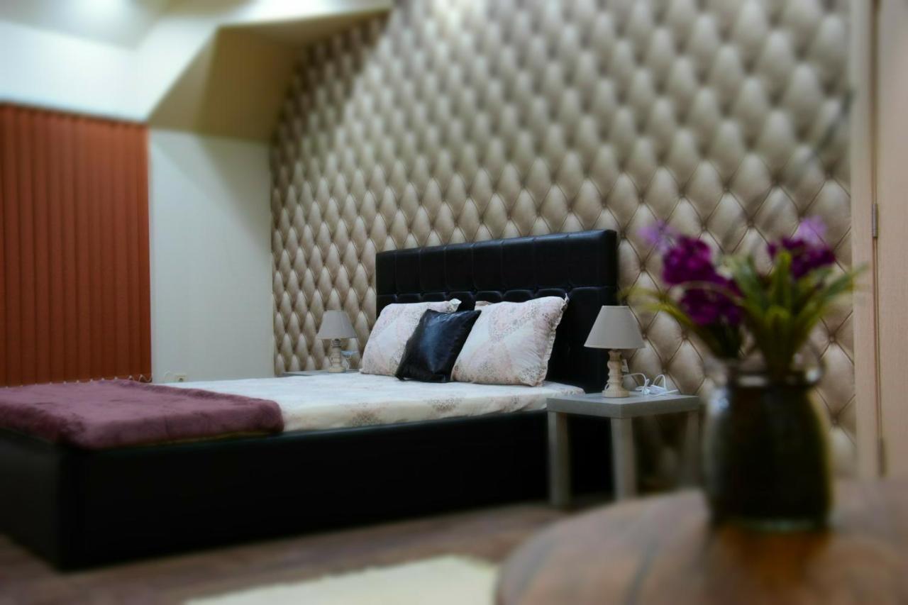 Версай Apartment คาซานลัก ภายนอก รูปภาพ