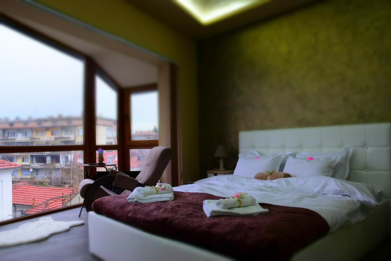 Версай Apartment คาซานลัก ภายนอก รูปภาพ